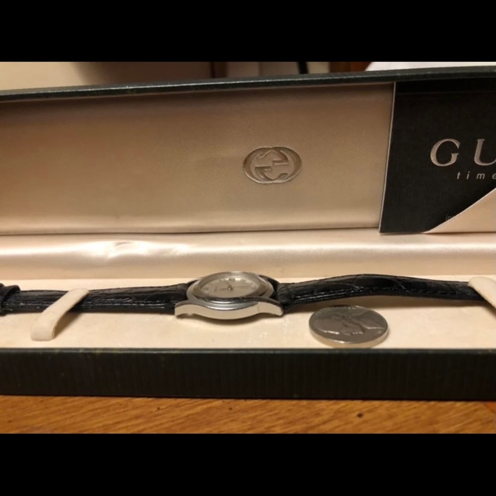 Gucci Watch - Picture 8 of 8